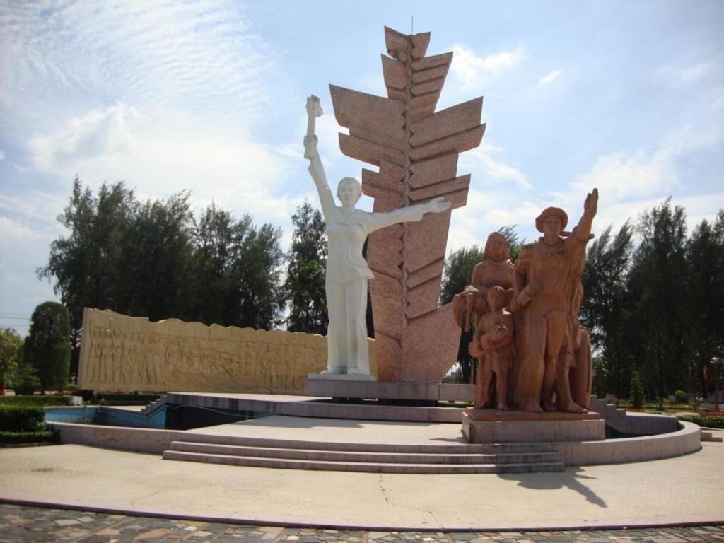 Ben Tre Oasis Hotel Exterior foto